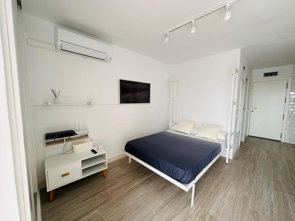 Modern White Studio Benalmádena Dış mekan fotoğraf