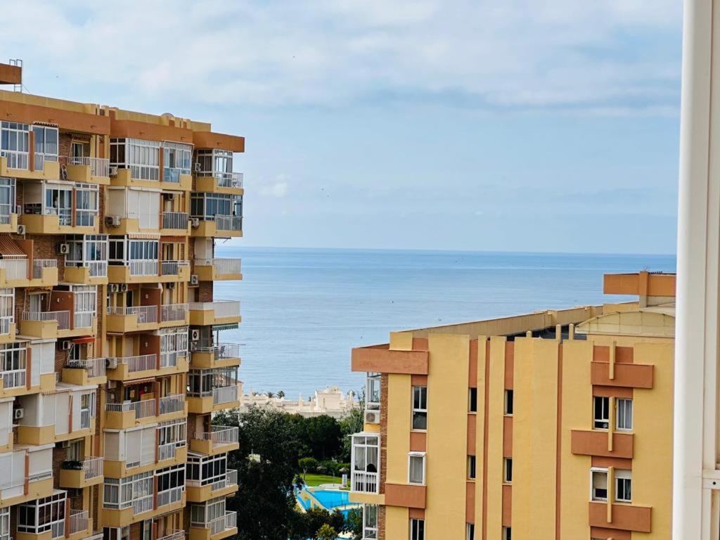 Modern White Studio Benalmádena Dış mekan fotoğraf